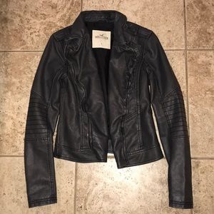 HOLLISTER🌿 Leather Moto Jacket